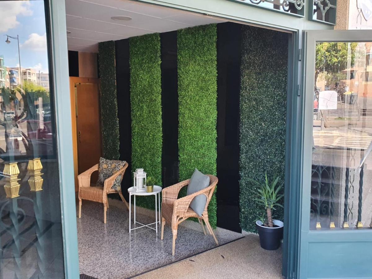 Hostal Fronton Alcobendas Bagian luar foto